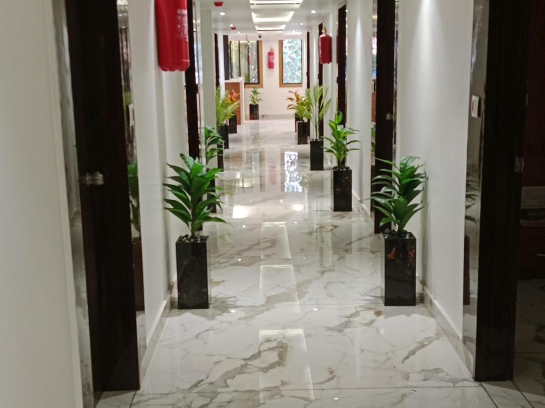Hotel New German 아흐메다바드 외부 사진